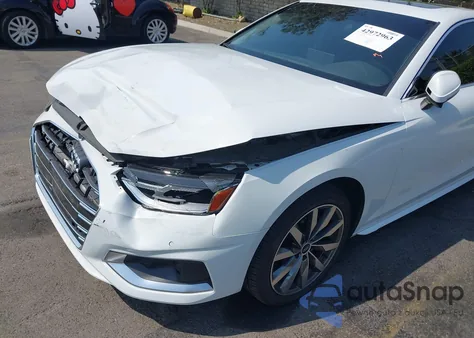 2021 Audi A4 Premium 40 Tfsi Quattro S Tronic z USA, uszkodzony, nr VIN WAUABAF46MN007586